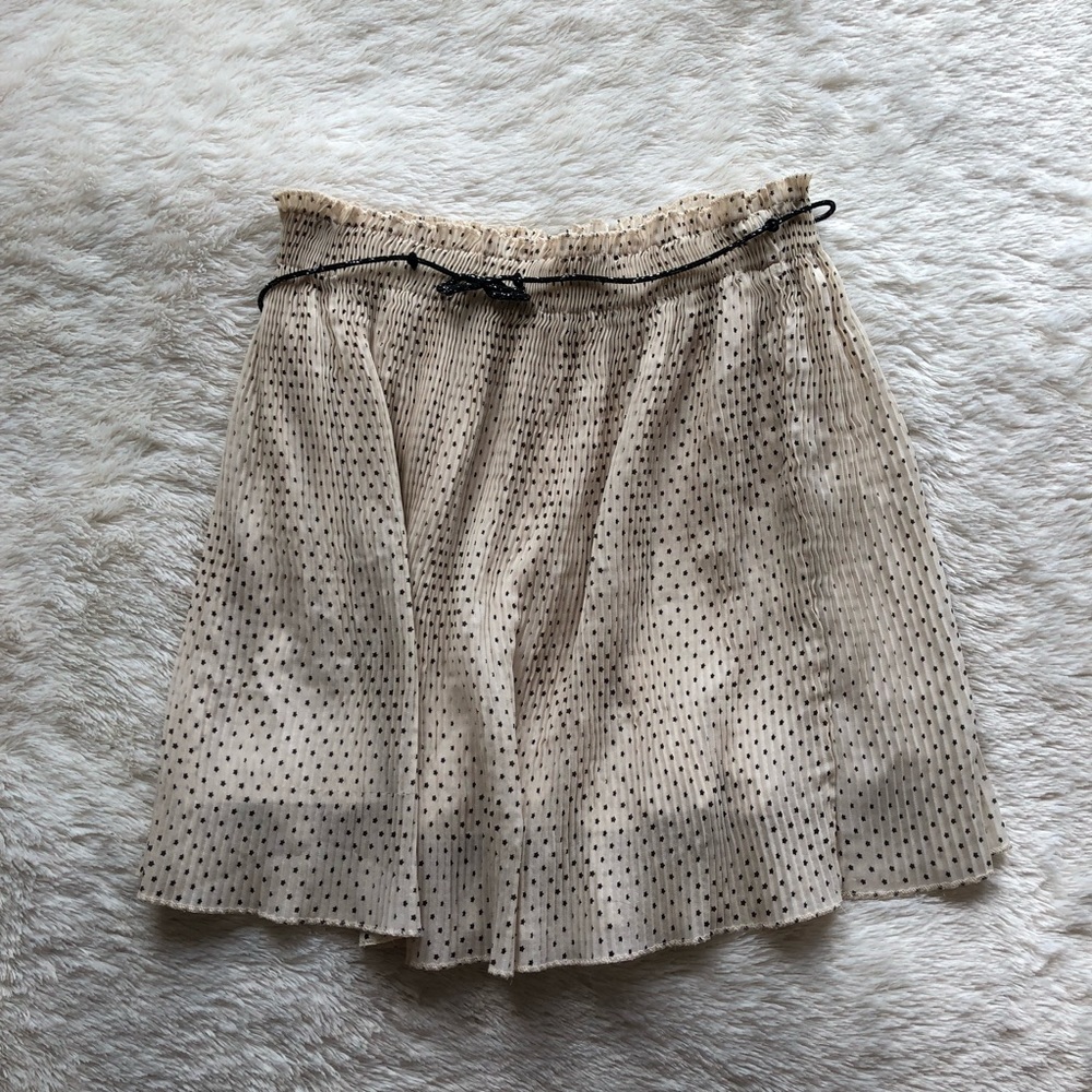 Star-spotted Pleated Blush Skirt from Zara